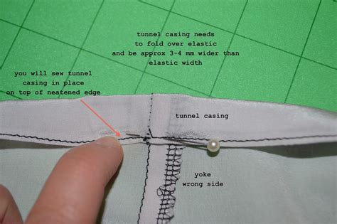 Tutorialvideo Sewing Elastic Into Waist Tunnel Casing In One Step