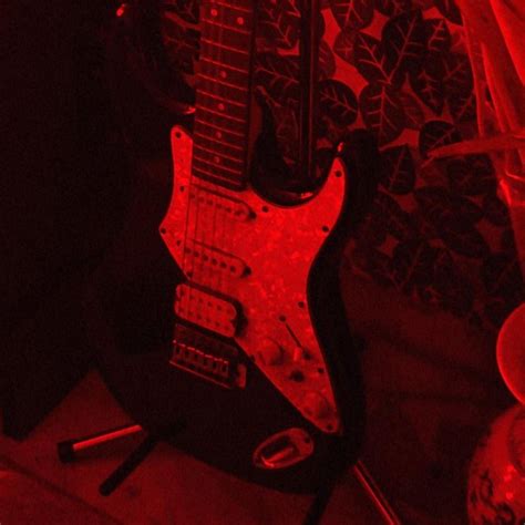 Guitar | Red electric guitar, Red and black wallpaper, Red aesthetic