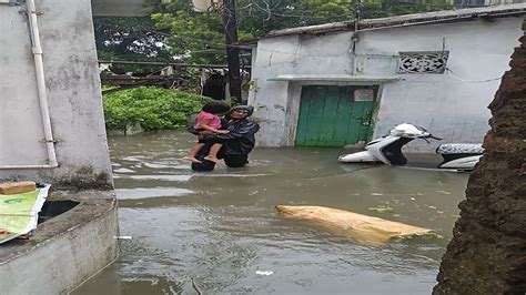 Maharashtra Rains Nagpur Latest Weather Updates NDRF Army Teams Rescue