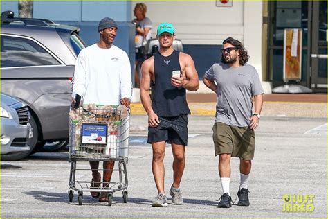 Tyler Cameron Stocks Up On Groceries With Bff Matt James In Florida