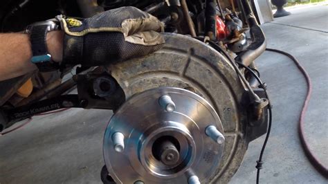 Jeep Rear Wheel Bearing Replacement