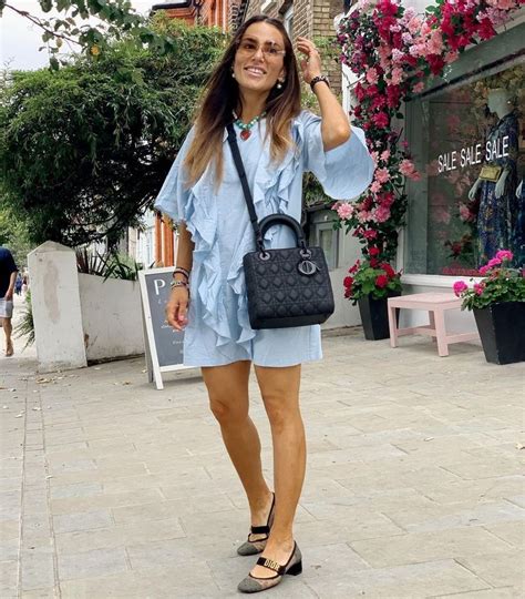 Hot Sexy Sarah Deniz Coleman Bikini Pics