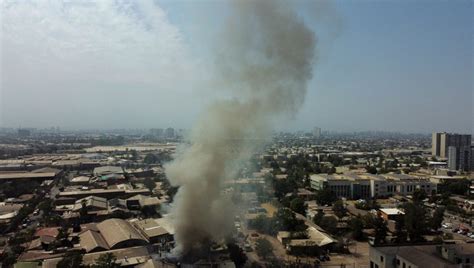 Incendio Que Afect A F Brica De Pl Sticos En San Miguel Se Encuentra