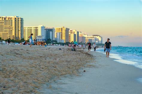 South Beach at Sunset with a View of the Miami Beach Skyline Editorial ...