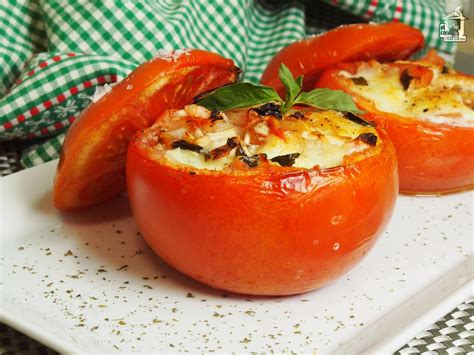 Tomates Rellenos De Mozzarella Y Albahaca El Cocinero Casero Entrantes