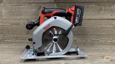 Milwaukee M18 Cordless Circular Saw Review 2630 20