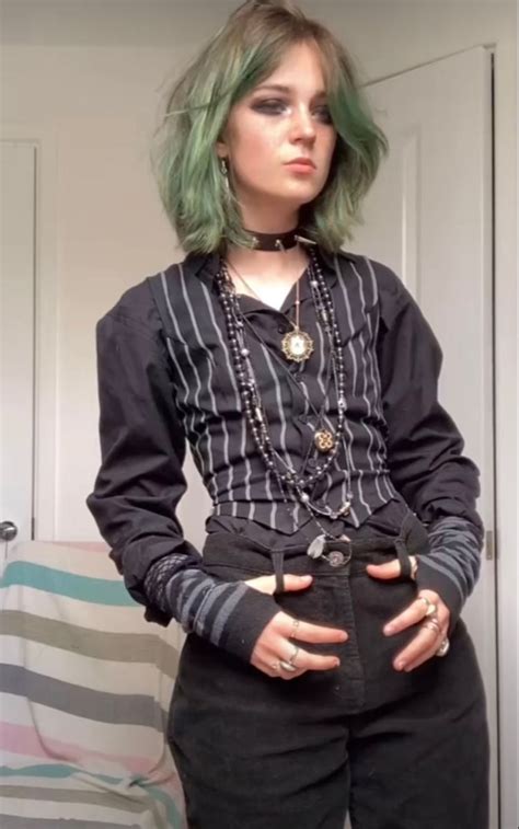 Classy Outfits Cool Outfits Fashion Outfits Dark Fashion Grunge