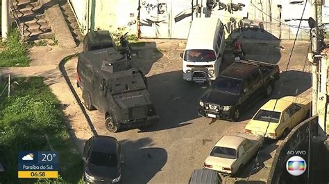 Vídeo Polícia Militar Realiza Operação No Morro Do Urubu Bom Dia Rio