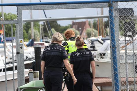 Vrouw Overleden Na Val Van Boot In Drachten Drachten