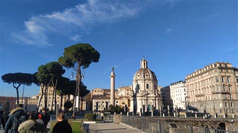 Piazza Venezia E Fori Imperiali Verifiche Su Tutti I Pini Ore