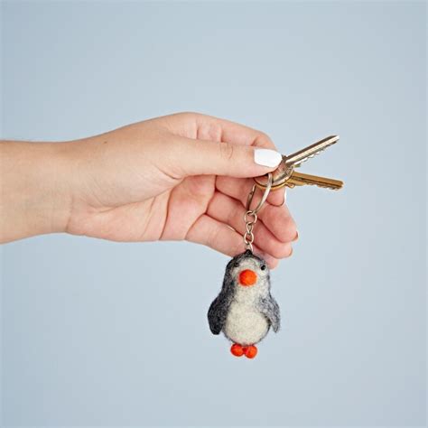 Felt Penguin Keyring Felt Key Chain Cute Penguin Keychain Etsy Uk