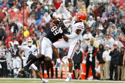 South Carolina Wr Bryan Edwards Healthy Ready For Nfl Draft