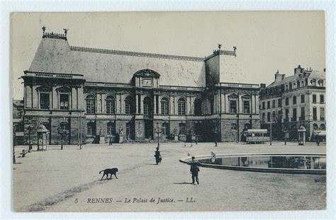 Rennes Vue En Noir Et Blanc Du Palais De Justice Carte Postale