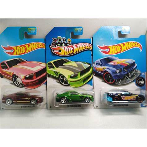Hot Wheels Ford Mustang Super Treasure Hunt Sth Us Card Set Shopee Malaysia