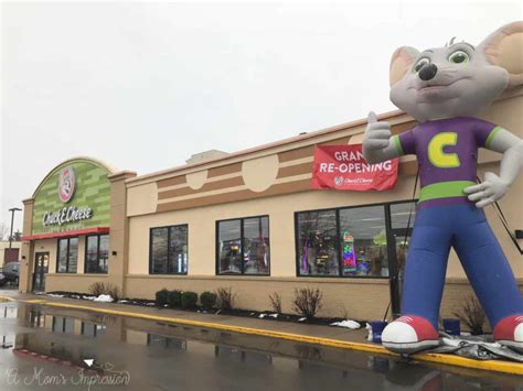 Chuck E Cheese 2