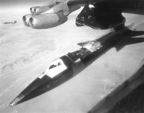 Outstanding photos of the X-15, the fastest manned rocket plane ever ...