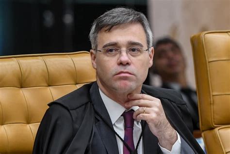 STF Mendonça vota contra descriminalização do porte de maconha