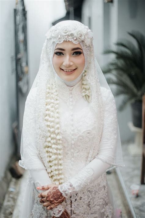 Hijab Baju Akad Nikah Simple Elegan Inspirasi Gaun Akad Nikah