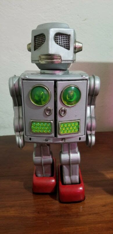 Vintage Japan Sh Horikawa Martian Attack Robot Battery Operated Tin