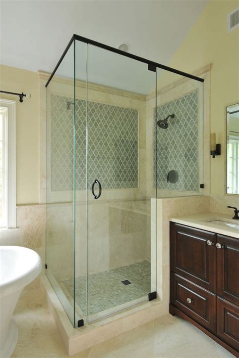 Everything You Need To Know About Seamless Glass Shower Doors Shower