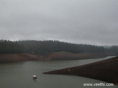 Boating at Ooty lake near Pine forest | Veethi