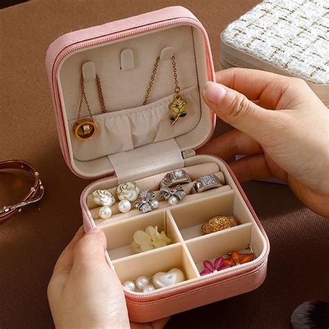 Caja de almacenamiento de joyas portátil organizador pequeño para