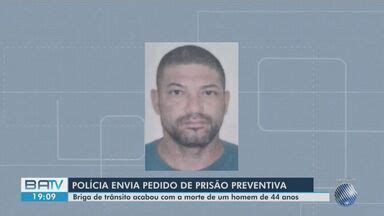 BATV Feira De Santana Suspeito De Matar Outro Homem Na BA Recebe