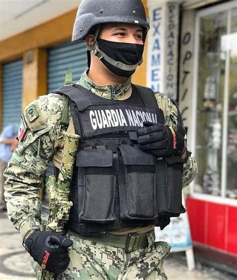 El Guardia On Twitter Soldado Hot Vigilante GuardiaHot