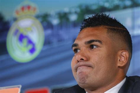 Es Mejor Que Casemiro Y El Acuerdo Con Florentino Pérez Es Total Para