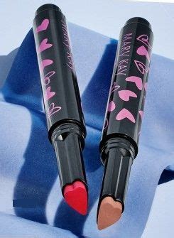 Limited Edition Mary Kay Heart Shaped Lipstick Courageous Pink