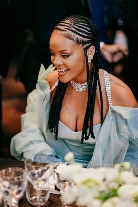 Exclusive Pictures Inside The 2019 Fashion Awards Rihanna Hairstyles