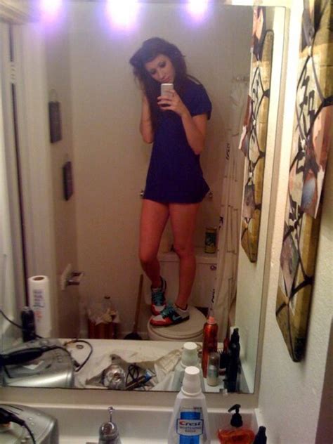 Home Pics 4681 Nude Photos6786 13594 Porn Pic