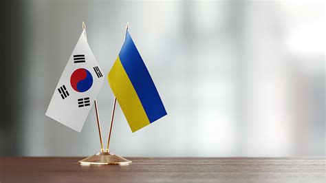 Kyiv Seoul Deepen Security Ties Over North Koreas Troop Deployment To