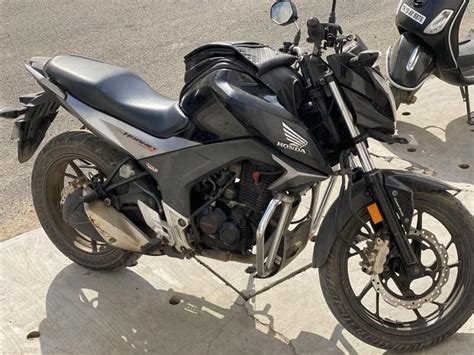 Used Honda CB Hornet 160R CBS 2016 Model PID 1418150349 Bike For Sale