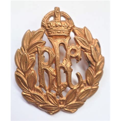 WW1 Royal Flying Corps Cap Badge RFC insignia