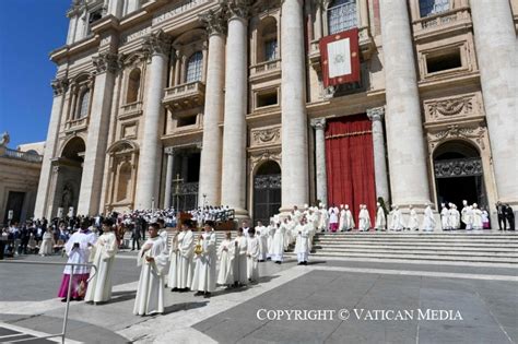 Most Holy Trinity Holy Mass Activities Of The Holy Father Pope