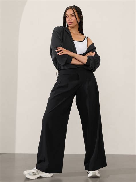 Brooklyn Heights High Rise Pleated Wide Leg Pant Athleta