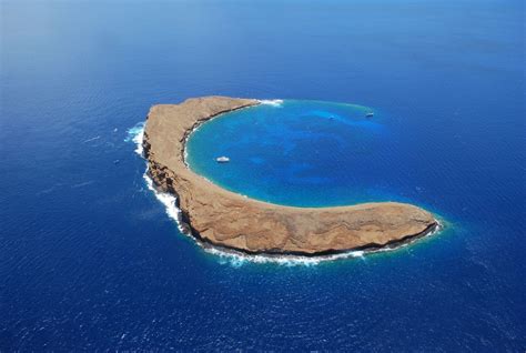 Molokini Crater Maui Hawai I