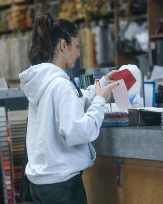 Minka Kelly Nude Porn Pictures Xxx Photos Sex Images Pictoa