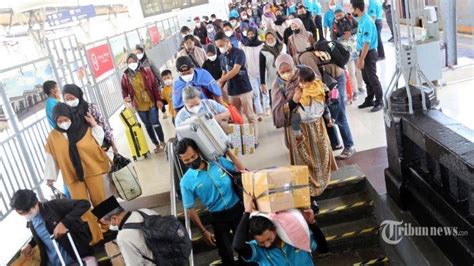 Ketahui Syarat Naik Kereta Api Untuk Persiapan Mudik Lebaran