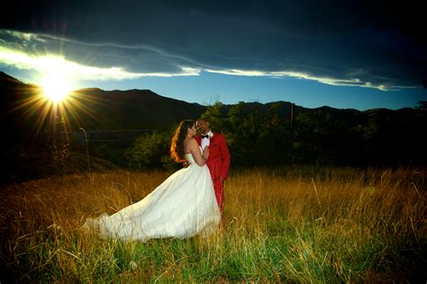 Fossil Trace Golf Club Fall Wedding Sunset Smile | Colorado Wedding ...