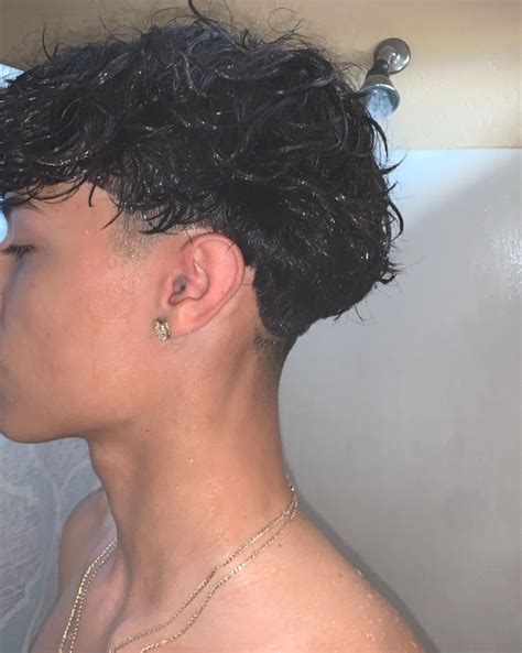 Pin By Isabella On Bae Taper Fade Haircut Curly Hair Taper Low