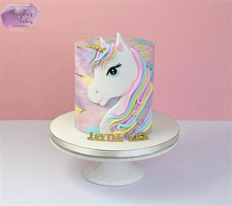 Unicorn Decorated Cake By Magda S Cakes Magda Cakesdecor