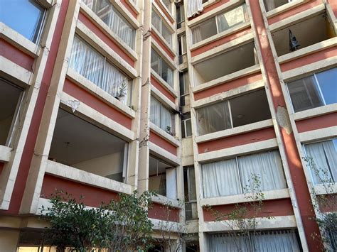 Aferrados A Un Edificio Con Alto Riesgo De Colapso Proceso