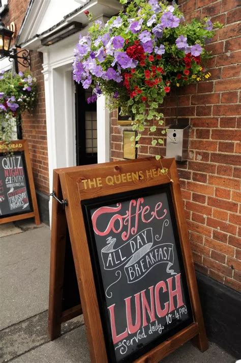 The Thriving Surrey Town Centre Pub Named One Of Countrys Best Where