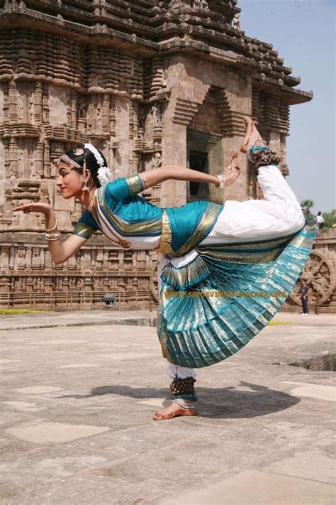 Pin By Nilam Shah On Danssing Indian Classical Dance Indian Dance