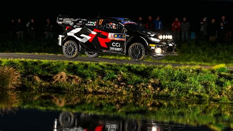 Rallye D Europe Centrale Thierry Neuville S Offre Un Scratch Et La