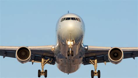 Susto No Ar Passageiro Faz V Deo De Turbina De Boeing Em Chamas