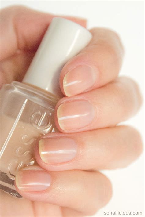 Essie Ridge Filling Base Coat Review