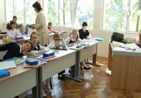 Cardurile cu prima didactică pentru profesori livrate şi încărcate